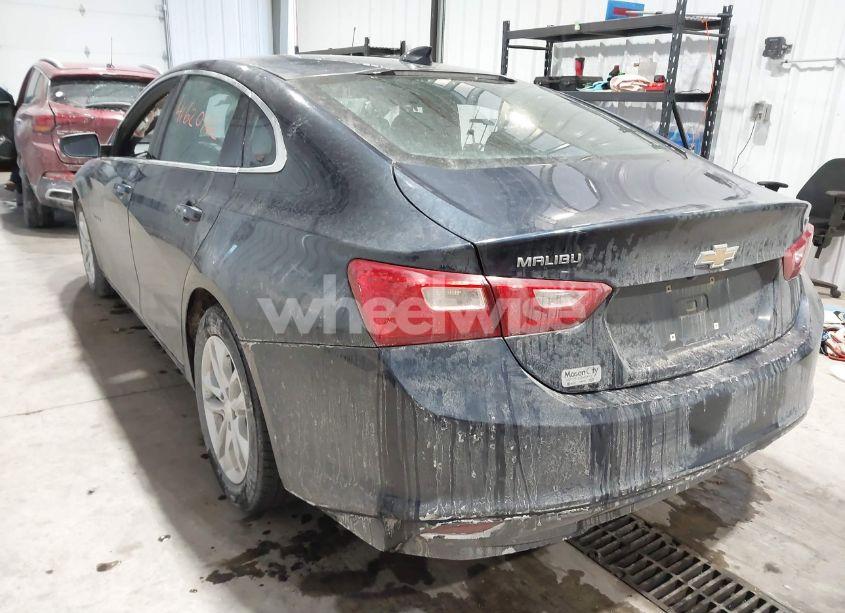Photo 3 of 2016 Chevrolet Malibu 1LT (VIN 1G1ZE5ST1GF204092)