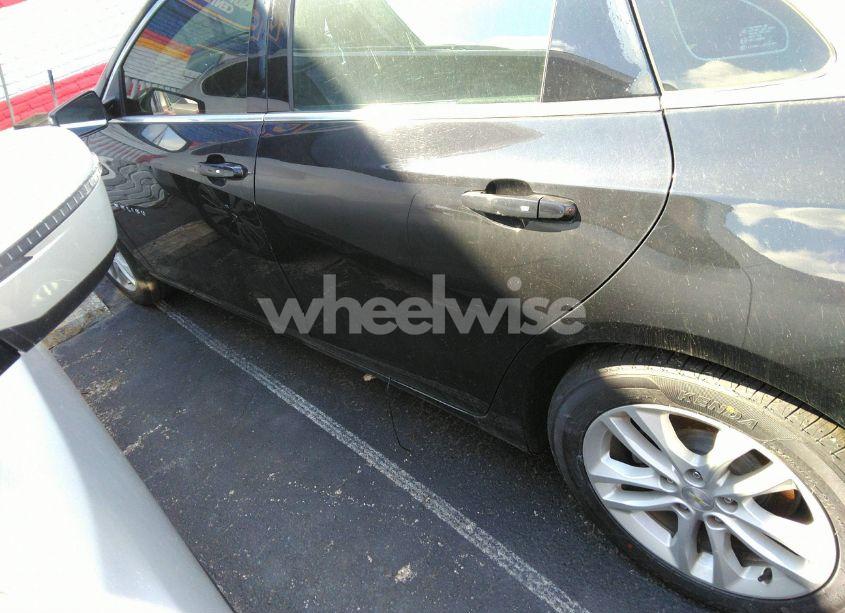 Photo 14 of 2016 Chevrolet Malibu 1LT (VIN 1G1ZE5ST1GF205405)