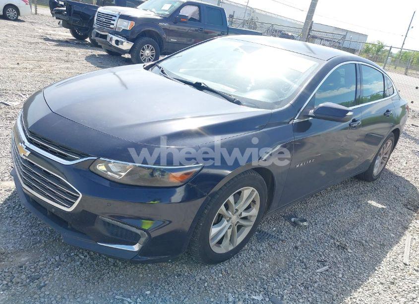 Photo 2 of 2016 Chevrolet Malibu 1LT (VIN 1G1ZE5ST1GF209616)