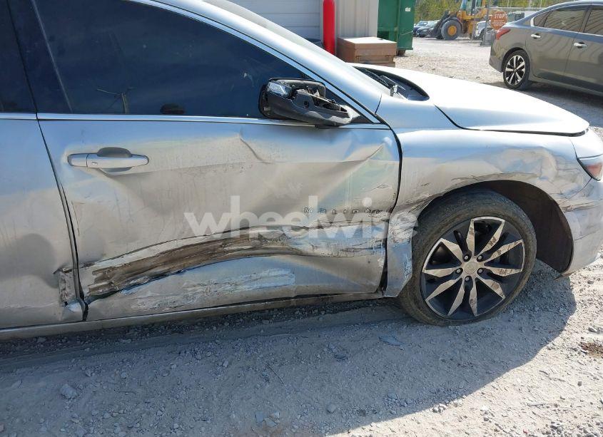 Photo 6 of 2016 Chevrolet Malibu 1LT (VIN 1G1ZE5ST1GF217926)