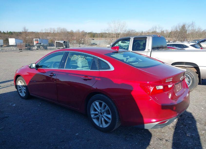 Photo 3 of 2016 Chevrolet Malibu 1LT (VIN 1G1ZE5ST1GF238601)