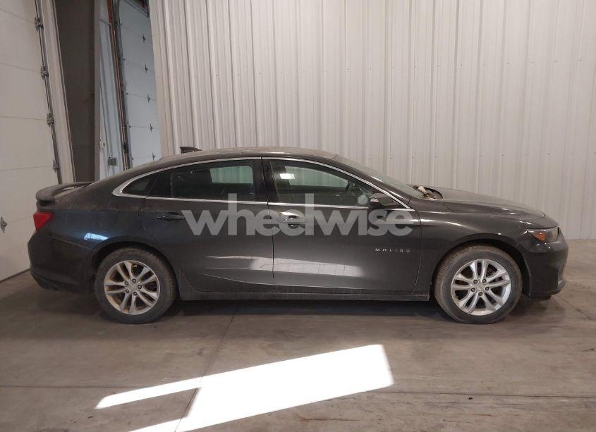 Photo 13 of 2016 Chevrolet Malibu 1LT (VIN 1G1ZE5ST1GF252126)