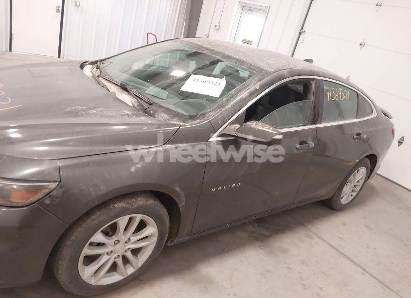 Photo 14 of 2016 Chevrolet Malibu 1LT (VIN 1G1ZE5ST1GF252126)