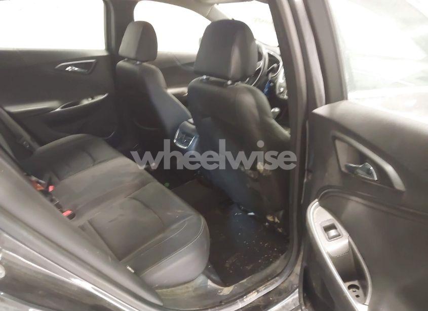 Photo 8 of 2016 Chevrolet Malibu 1LT (VIN 1G1ZE5ST1GF252126)