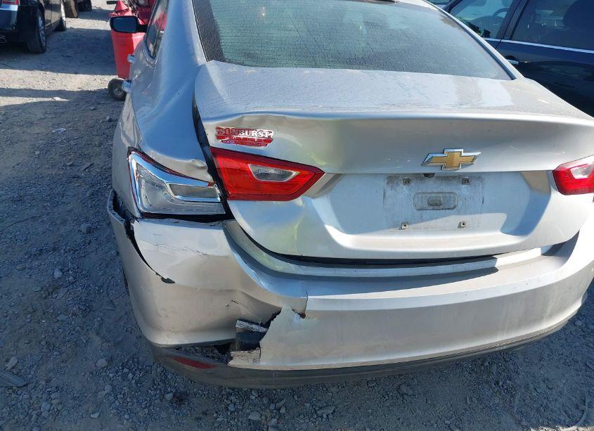 Photo 6 of 2016 Chevrolet Malibu 1LT (VIN 1G1ZE5ST1GF252515)