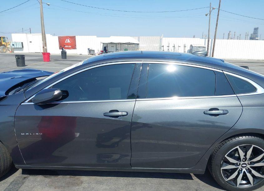 Photo 14 of 2016 Chevrolet Malibu 1LT (VIN 1G1ZE5ST1GF257827)