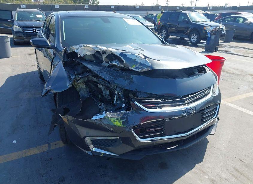 Photo 6 of 2016 Chevrolet Malibu 1LT (VIN 1G1ZE5ST1GF257827)