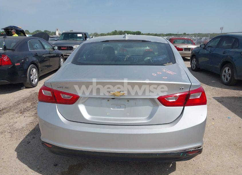 Photo 16 of 2016 Chevrolet Malibu 1LT (VIN 1G1ZE5ST1GF272375)
