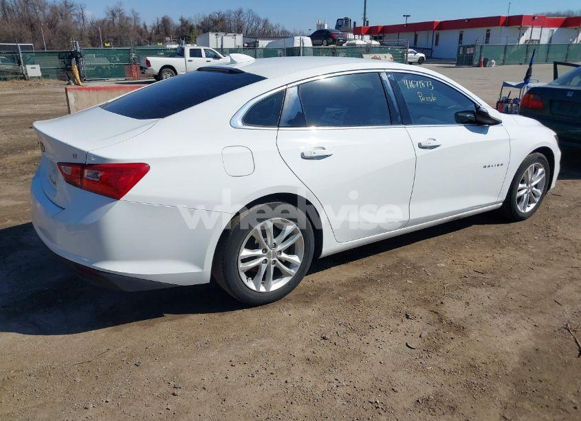 Photo 4 of 2016 Chevrolet Malibu 1LT (VIN 1G1ZE5ST1GF281660)