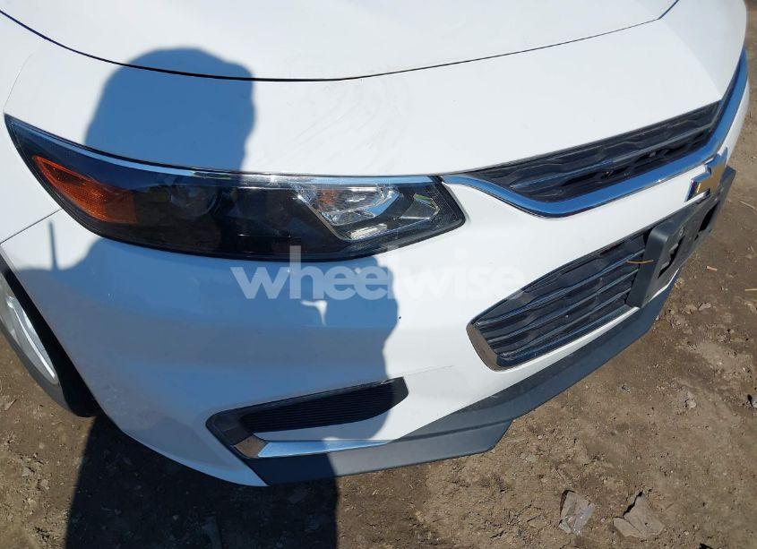 Photo 6 of 2016 Chevrolet Malibu 1LT (VIN 1G1ZE5ST1GF281660)