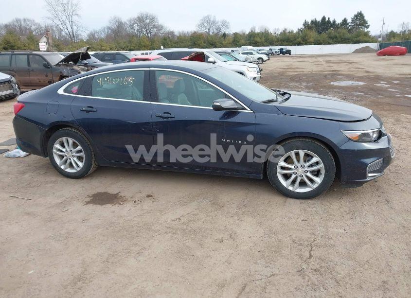 Photo 13 of 2016 Chevrolet Malibu 1LT (VIN 1G1ZE5ST1GF284302)