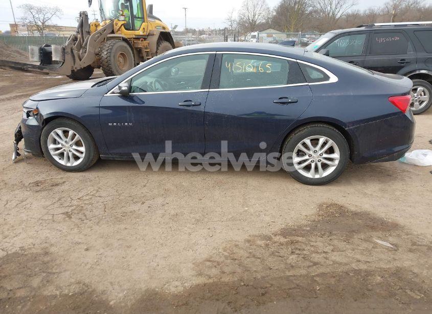 Photo 14 of 2016 Chevrolet Malibu 1LT (VIN 1G1ZE5ST1GF284302)