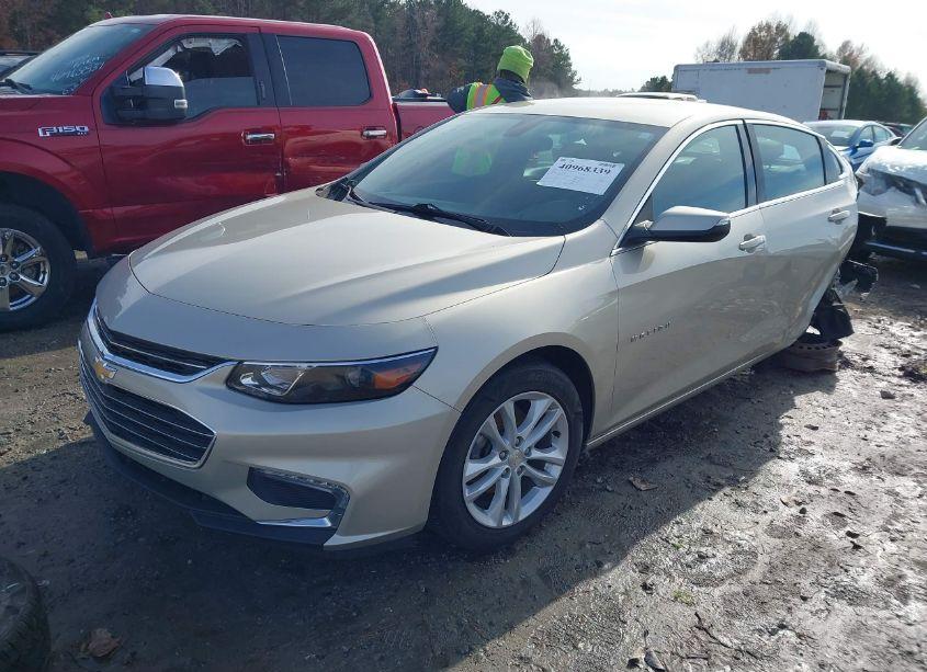 Photo 2 of 2016 Chevrolet Malibu 1LT (VIN 1G1ZE5ST1GF291007)