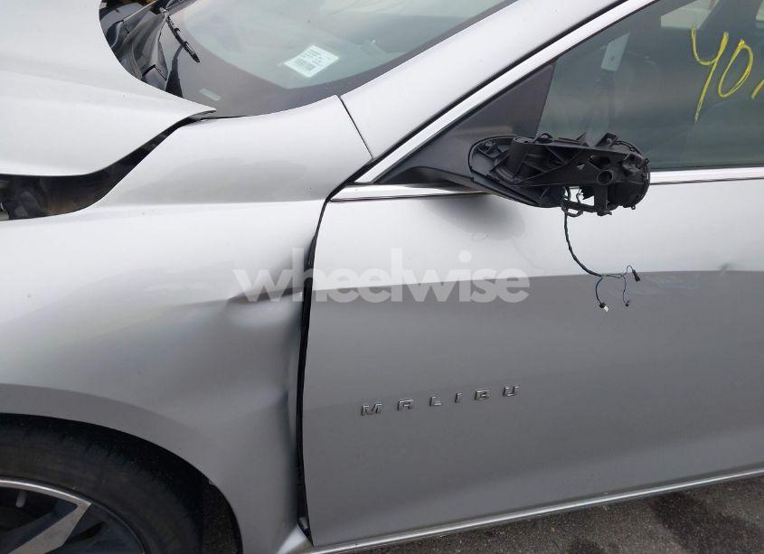 Photo 17 of 2016 Chevrolet Malibu 1LT (VIN 1G1ZE5ST1GF312194)