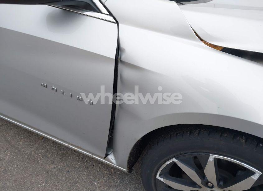 Photo 19 of 2016 Chevrolet Malibu 1LT (VIN 1G1ZE5ST1GF312194)