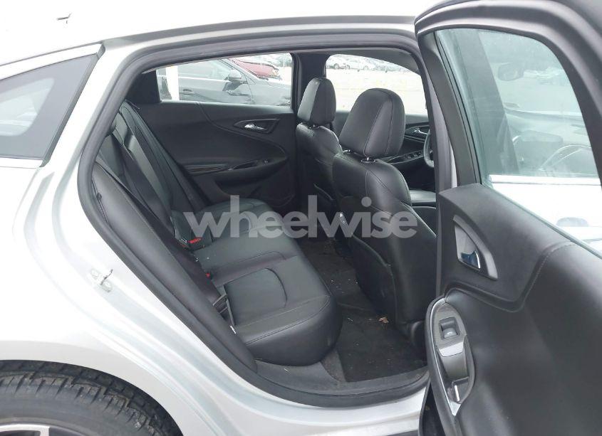 Photo 8 of 2016 Chevrolet Malibu 1LT (VIN 1G1ZE5ST1GF312194)