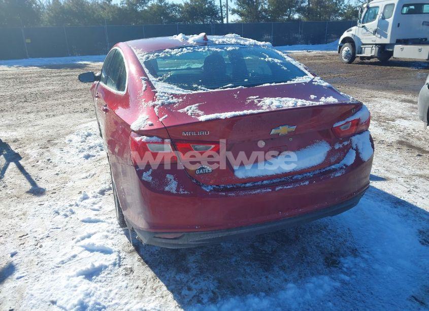 Photo 3 of 2016 Chevrolet Malibu 1LT (VIN 1G1ZE5ST1GF324149)