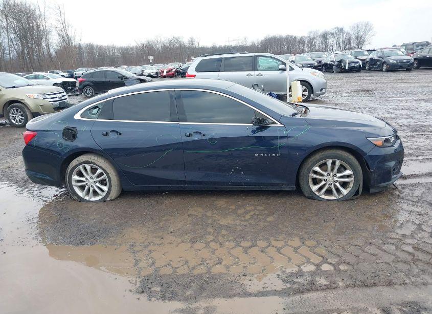 Photo 13 of 2016 Chevrolet Malibu 1LT (VIN 1G1ZE5ST1GF331957)