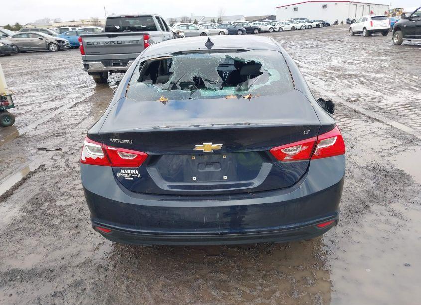 Photo 16 of 2016 Chevrolet Malibu 1LT (VIN 1G1ZE5ST1GF331957)