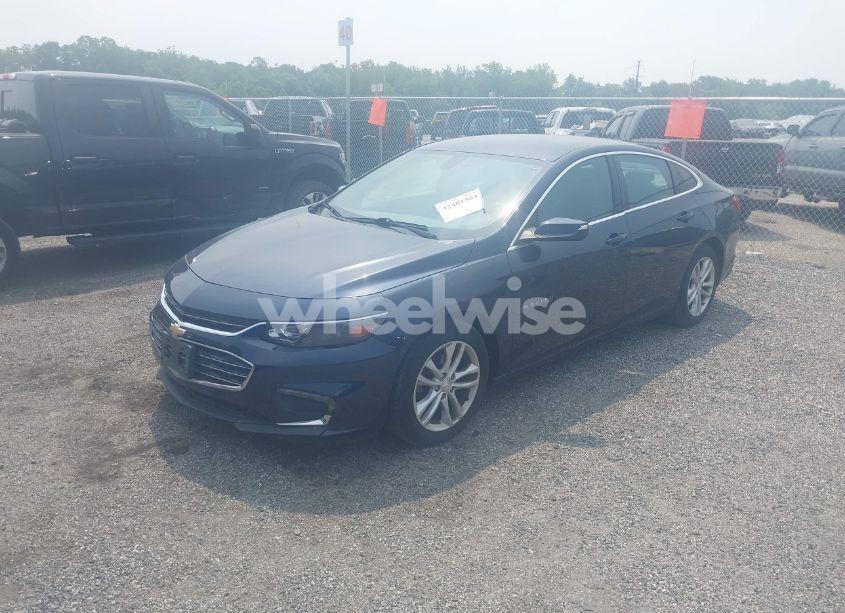 Photo 2 of 2016 Chevrolet Malibu LT (VIN 1G1ZE5ST1GF334132)