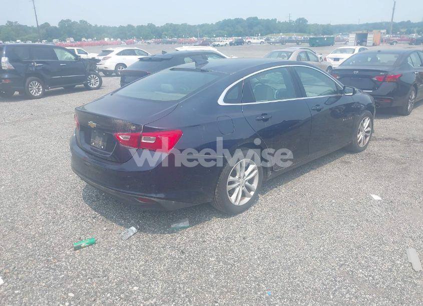 Photo 4 of 2016 Chevrolet Malibu LT (VIN 1G1ZE5ST1GF334132)