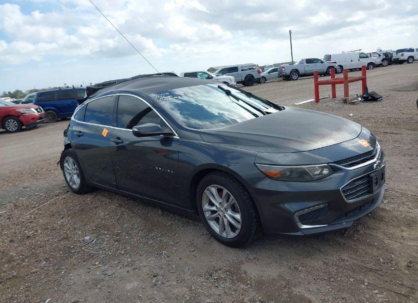 Photo 12 of 2017 Chevrolet Malibu 1LT (VIN 1G1ZE5ST1HF109291)