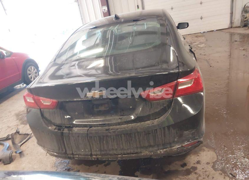 Photo 16 of 2017 Chevrolet Malibu 1LT (VIN 1G1ZE5ST1HF109467)