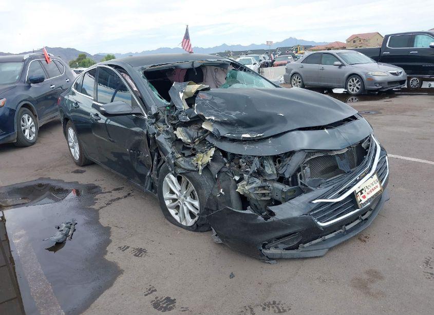2017 Chevrolet Malibu 1LT (VIN 1G1ZE5ST1HF112255) main photo