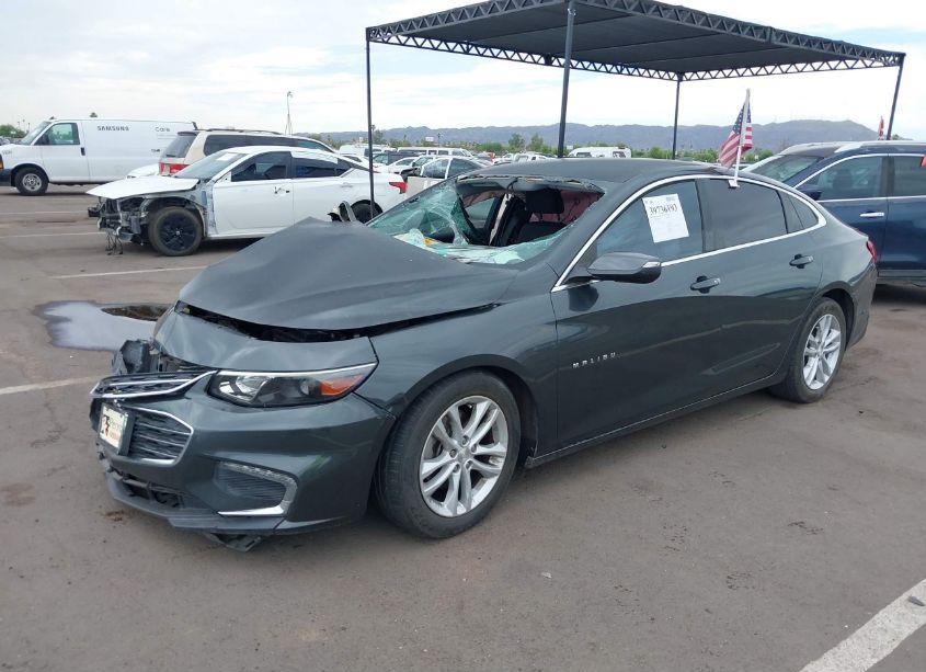 Photo 2 of 2017 Chevrolet Malibu 1LT (VIN 1G1ZE5ST1HF112255)