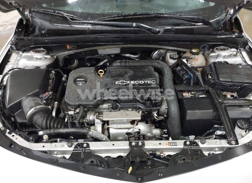 Photo 10 of 2017 Chevrolet Malibu 1LT (VIN 1G1ZE5ST1HF113907)