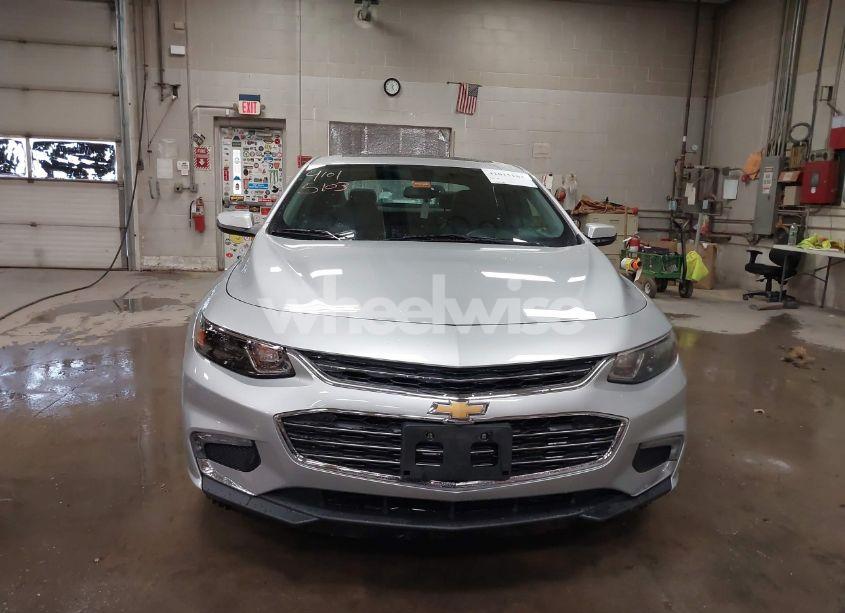 Photo 12 of 2017 Chevrolet Malibu 1LT (VIN 1G1ZE5ST1HF113907)