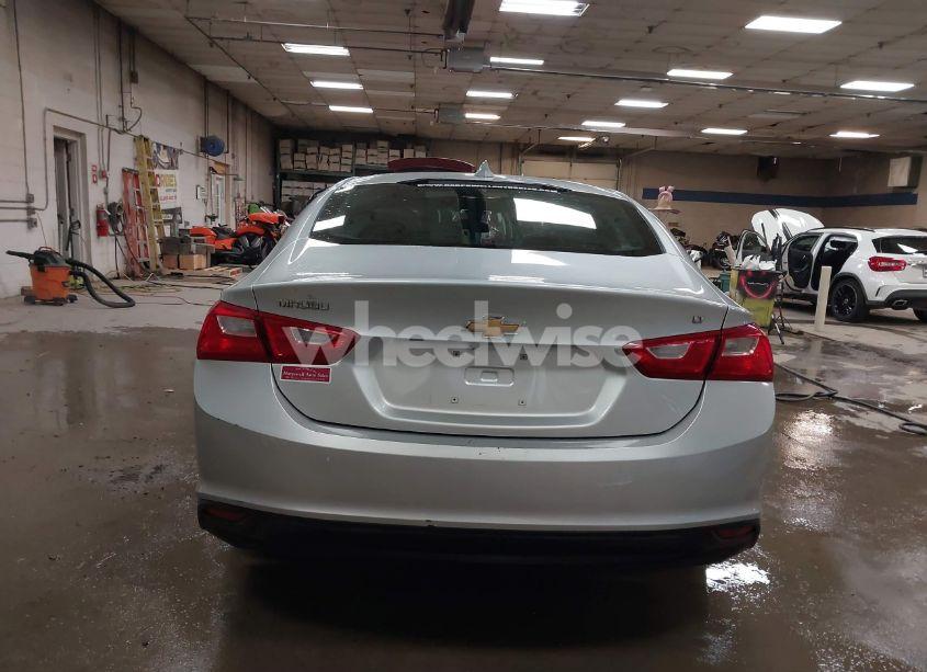 Photo 16 of 2017 Chevrolet Malibu 1LT (VIN 1G1ZE5ST1HF113907)