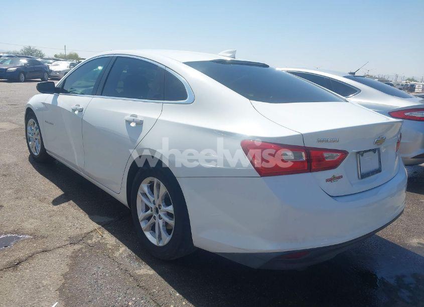 Photo 3 of 2017 Chevrolet Malibu 1LT (VIN 1G1ZE5ST1HF117164)