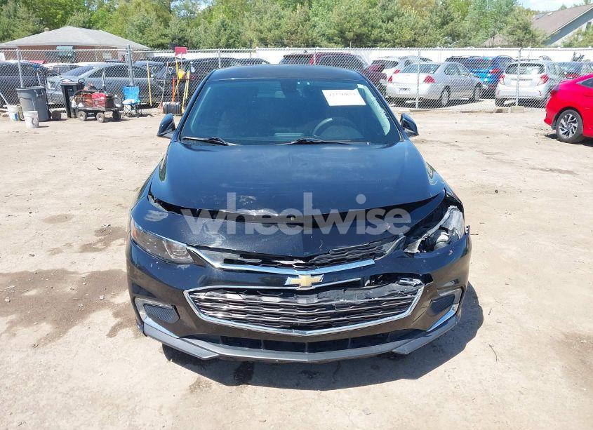 Photo 12 of 2017 Chevrolet Malibu 1LT (VIN 1G1ZE5ST1HF129170)