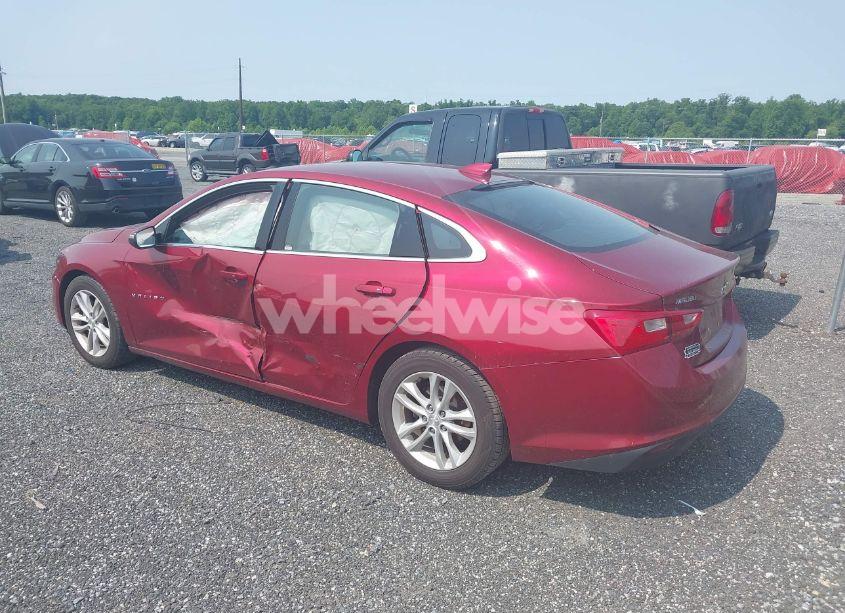 Photo 3 of 2017 Chevrolet Malibu 1LT (VIN 1G1ZE5ST1HF132635)