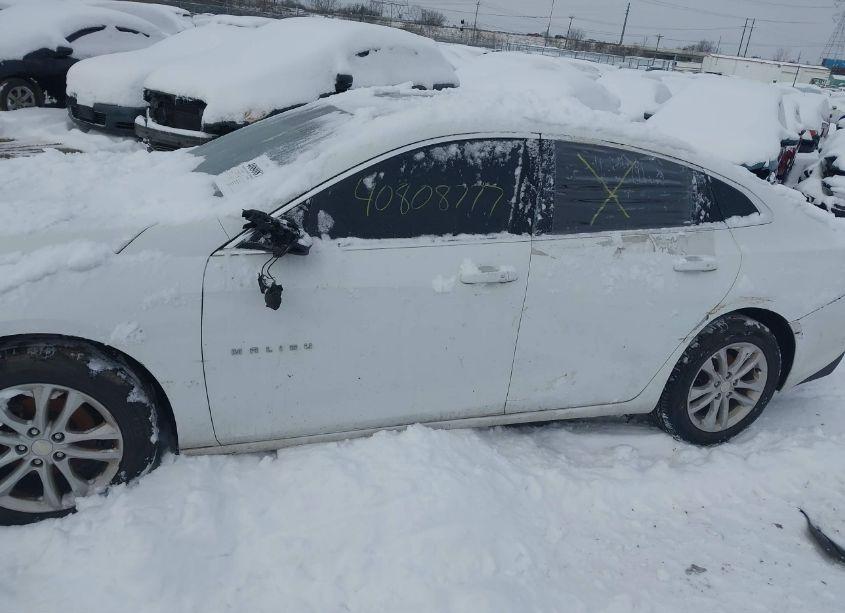 Photo 15 of 2017 Chevrolet Malibu 1LT (VIN 1G1ZE5ST1HF142663)