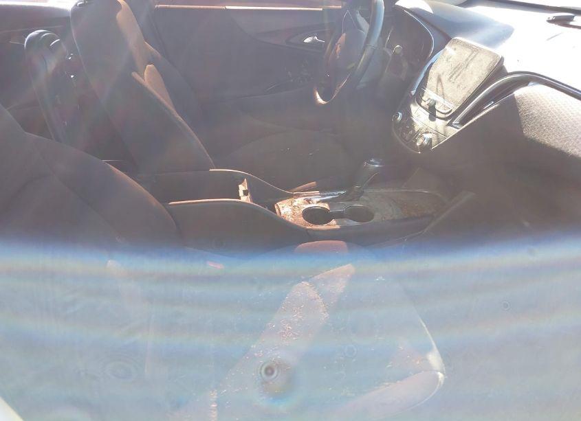 Photo 5 of 2017 Chevrolet Malibu 1LT (VIN 1G1ZE5ST1HF142663)