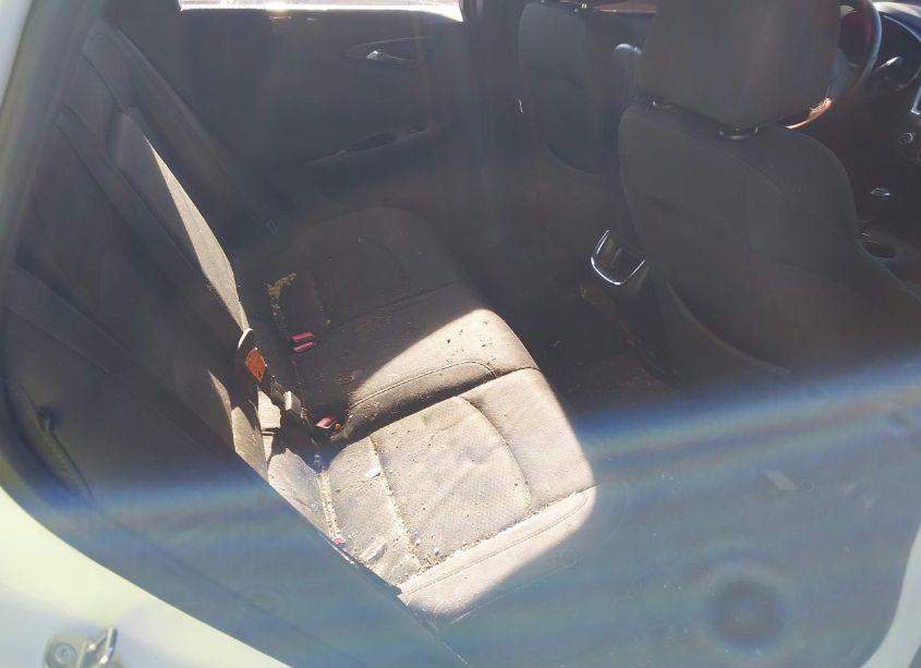 Photo 8 of 2017 Chevrolet Malibu 1LT (VIN 1G1ZE5ST1HF142663)