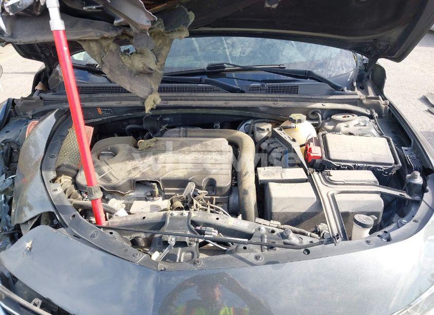 Photo 10 of 2017 Chevrolet Malibu 1LT (VIN 1G1ZE5ST1HF152349)