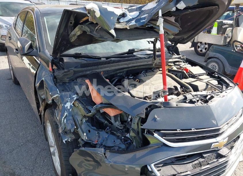 Photo 6 of 2017 Chevrolet Malibu 1LT (VIN 1G1ZE5ST1HF152349)