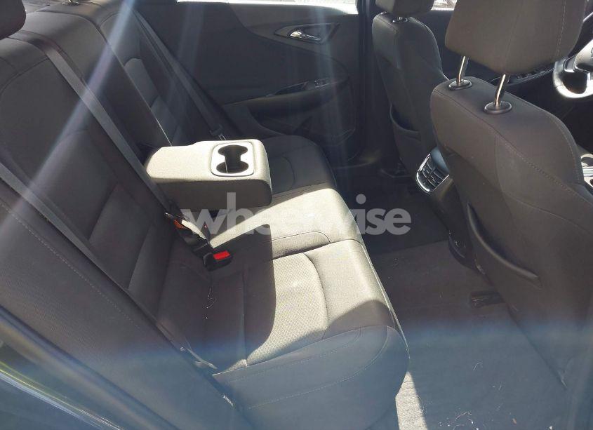 Photo 8 of 2017 Chevrolet Malibu 1LT (VIN 1G1ZE5ST1HF152349)