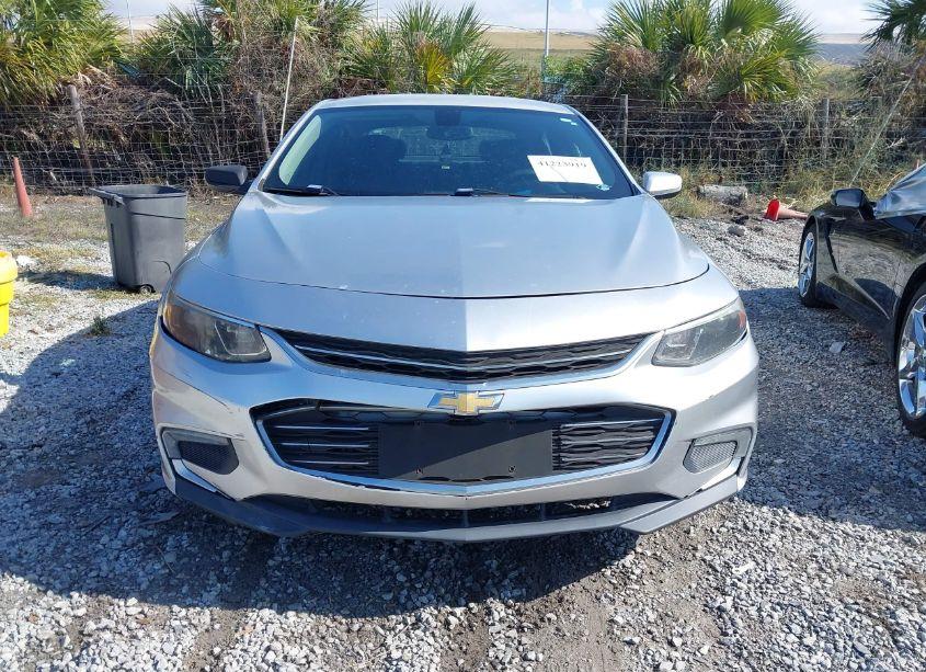 Photo 12 of 2017 Chevrolet Malibu 1LT (VIN 1G1ZE5ST1HF152867)