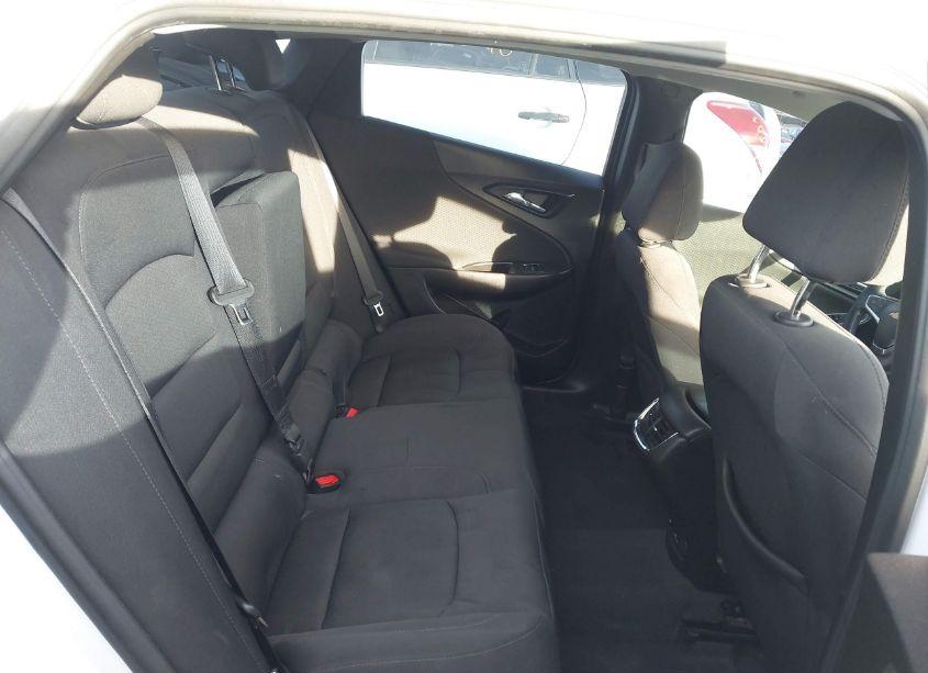 Photo 8 of 2017 Chevrolet Malibu 1LT (VIN 1G1ZE5ST1HF156899)