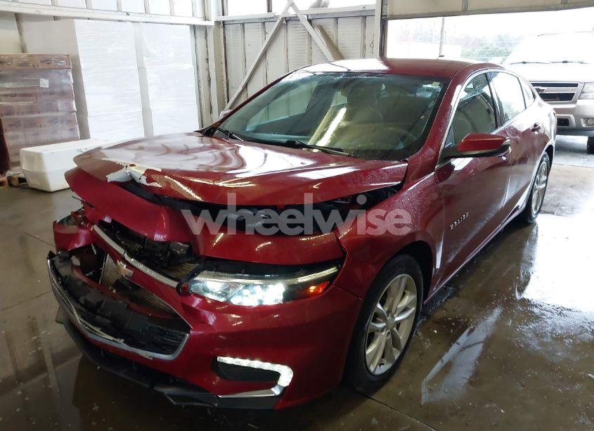 Photo 2 of 2017 Chevrolet Malibu 1LT (VIN 1G1ZE5ST1HF161729)