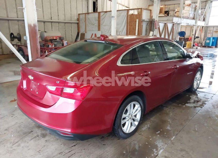 Photo 4 of 2017 Chevrolet Malibu 1LT (VIN 1G1ZE5ST1HF161729)