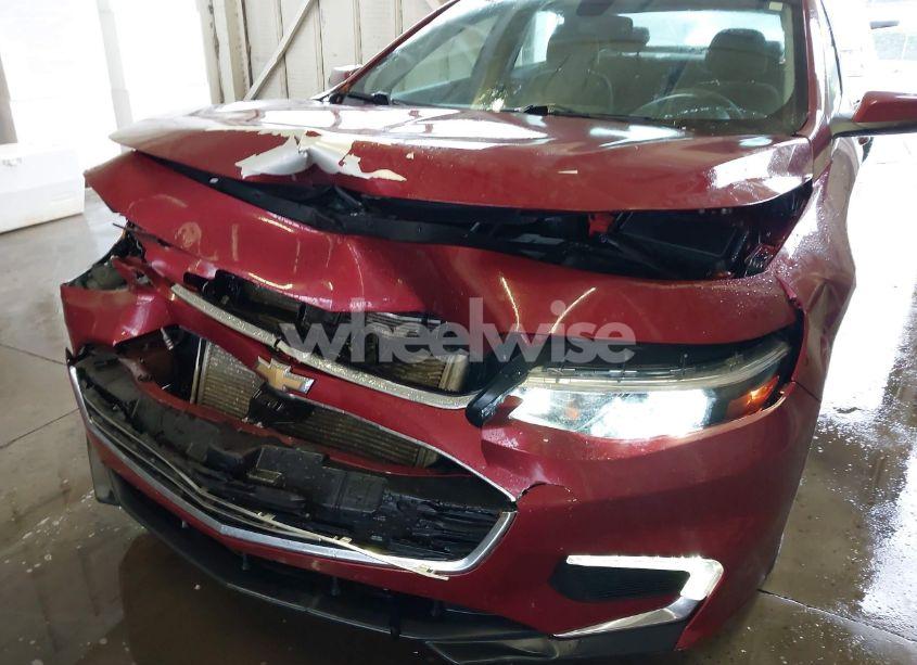 Photo 6 of 2017 Chevrolet Malibu 1LT (VIN 1G1ZE5ST1HF161729)