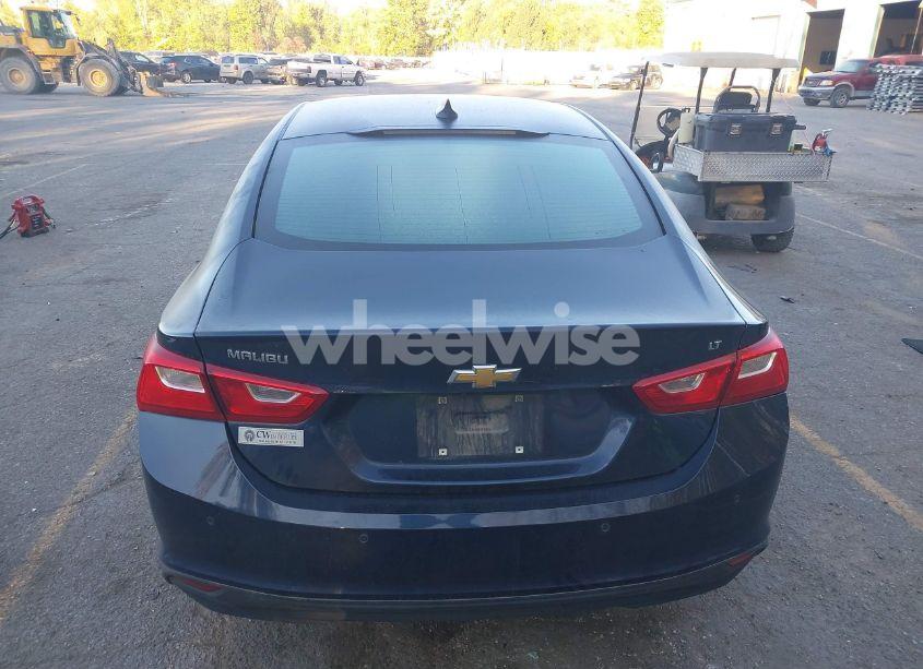 Photo 16 of 2017 Chevrolet Malibu 1LT (VIN 1G1ZE5ST1HF163500)