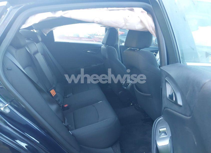 Photo 8 of 2017 Chevrolet Malibu 1LT (VIN 1G1ZE5ST1HF163500)