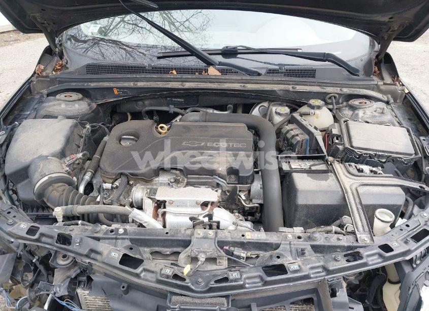 Photo 10 of 2017 Chevrolet Malibu 1LT (VIN 1G1ZE5ST1HF166624)