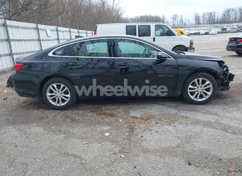 Photo 14 of 2017 Chevrolet Malibu 1LT (VIN 1G1ZE5ST1HF166624)
